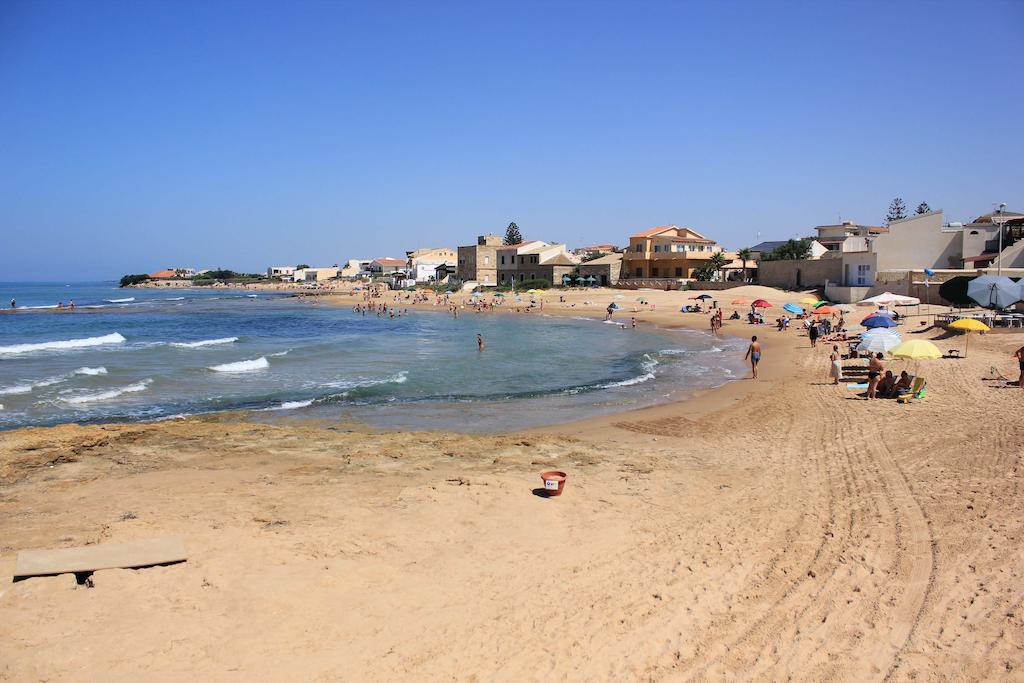 Appartamenti Pomelia Punta Secca Chambre photo