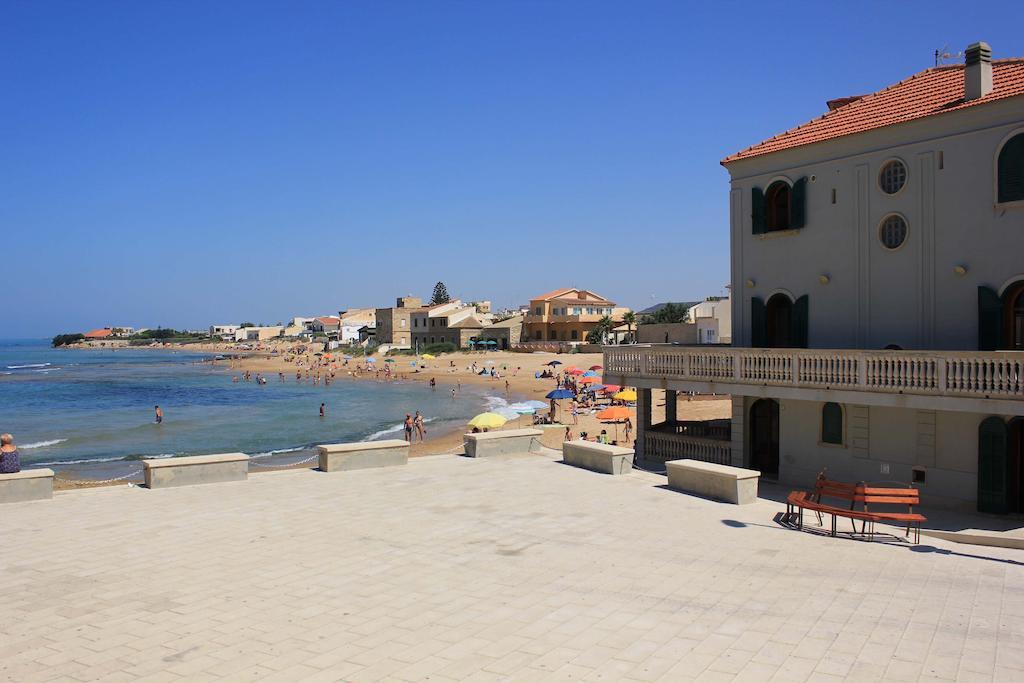Appartamenti Pomelia Punta Secca Extérieur photo
