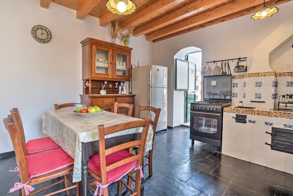 Appartamenti Pomelia Punta Secca Extérieur photo
